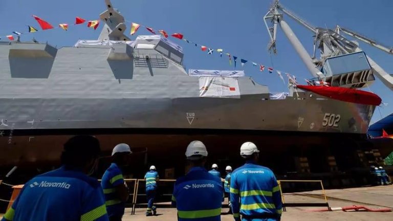 المغرب وإسبانيا يعززان شراكتهما بسفينة أفانتي 1800 الحربية