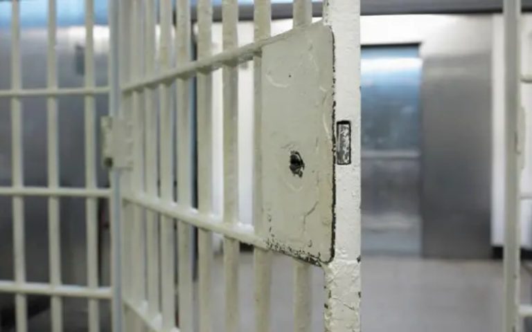 انفراد.. إهانة شرطي تقود لاعتقال 3 أشخاص وإيداعهم سجن الوداية بمراكش