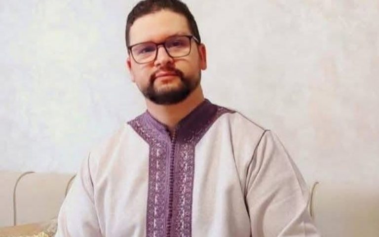الخميسات.. حادثة سير خطيرة تنهي حياة الناشط الحقوقي “يوسف متمرد”