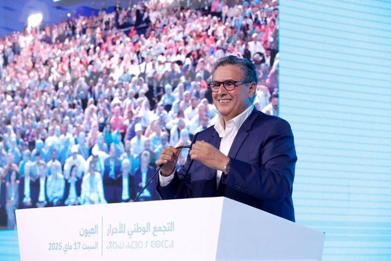 عزيز أخنوش من العيون