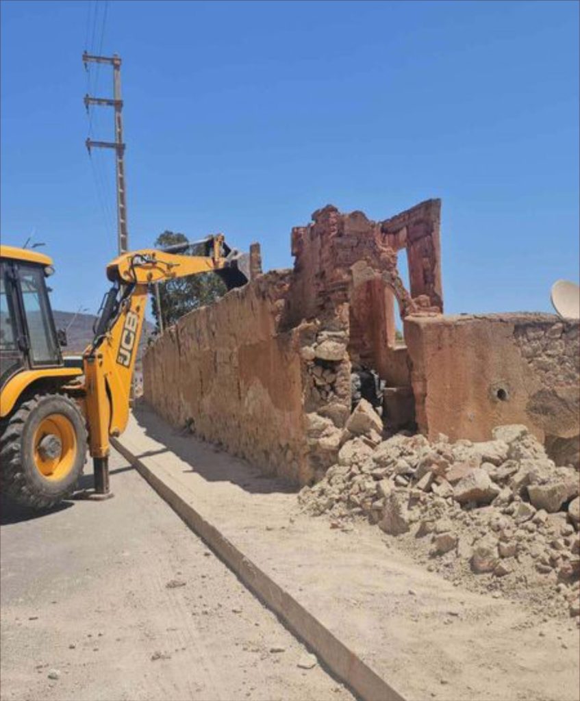 هدم ثكنة أزغنغان التاريخية يشعل غضب الناظور.. هل تُمحى ذاكرة الريف؟
