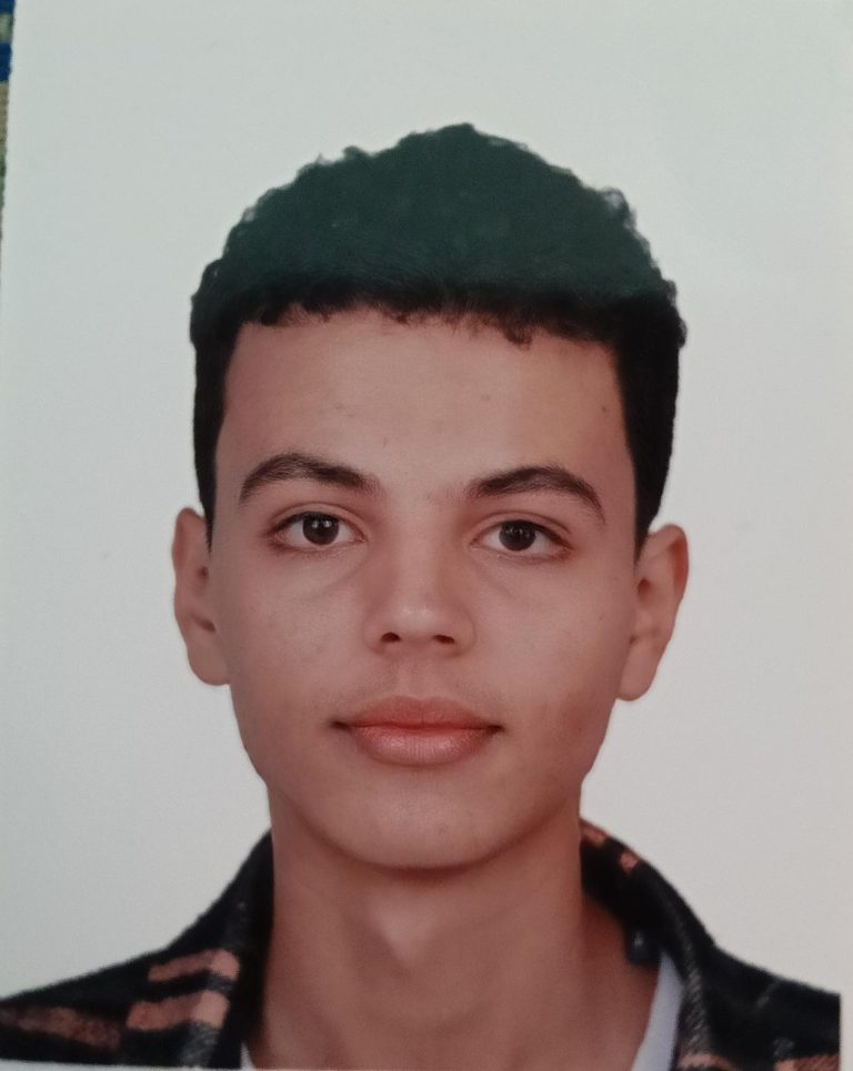 التلميذ عيوش محمد طه