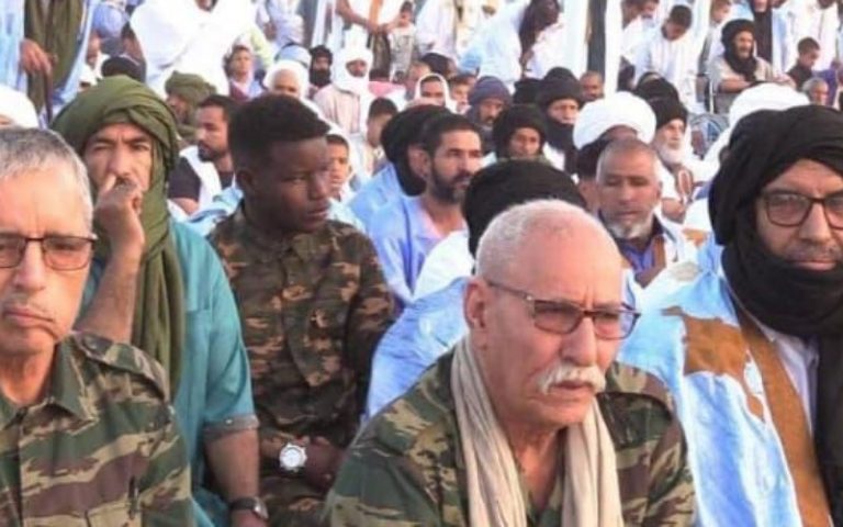 صورة صلاة العيد في مخيمات تندوف تثير سخرية واسعة على منصات التواصل الاجتماعي