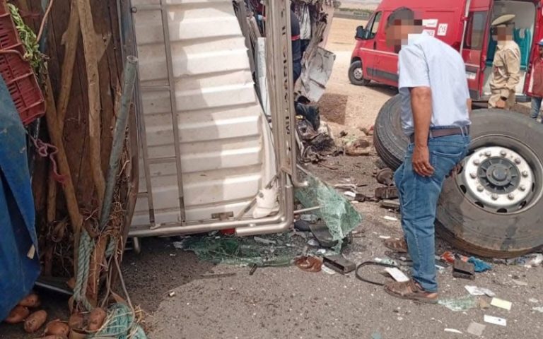 مصرع 4 أشخاص في حادثة سير باليوسفية - صور