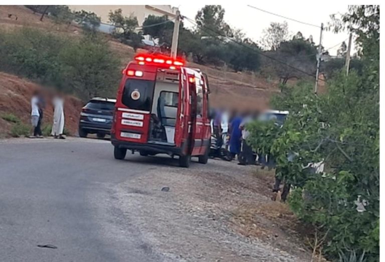 حادث سير خطير بين دراجة نارية وسيارة يخلف إصابات ضواحي الحسيمة