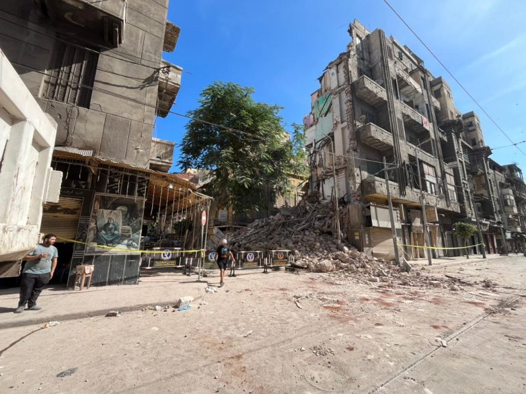 انهيار مبنى سكني الاسكندرية