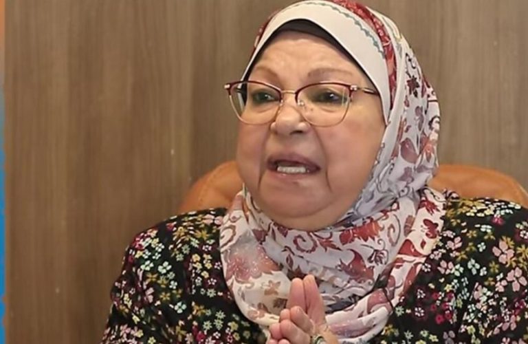 الأستاذة المصرية