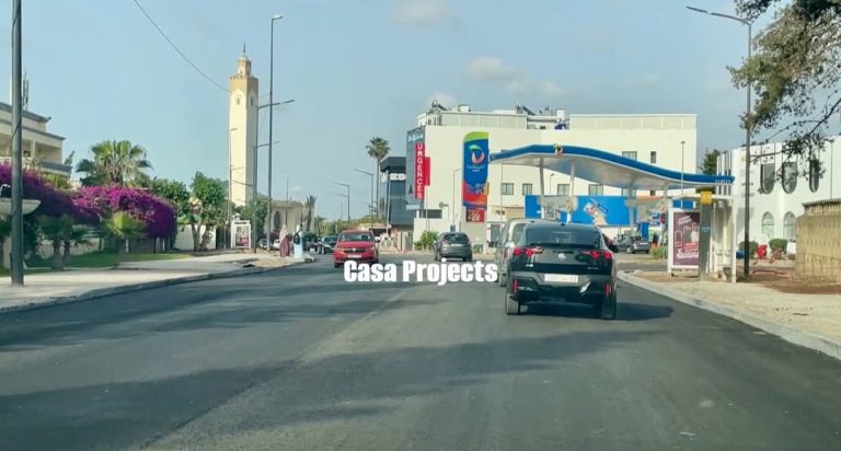 جانب من أشغال تأهيل شارع المنظر العام بمقاطعة عين الشق