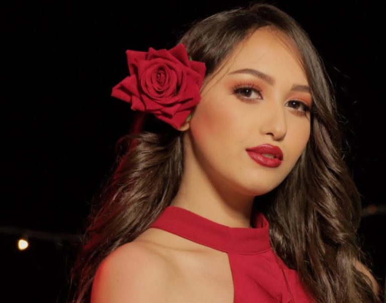 هند الزيادي تحتفل بعيد ميلادها في الاستوديو