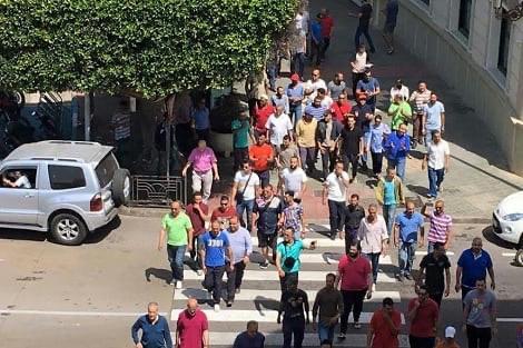 مليلية المحتلة.. التجار يطالبون بالمعاملة بالمثل مع المغرب لإنقاذ التجارة الحدودية من الانهيار