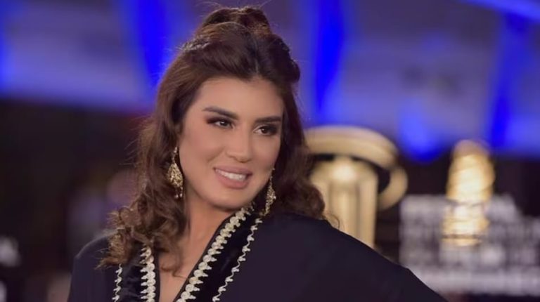 مريم باكوش