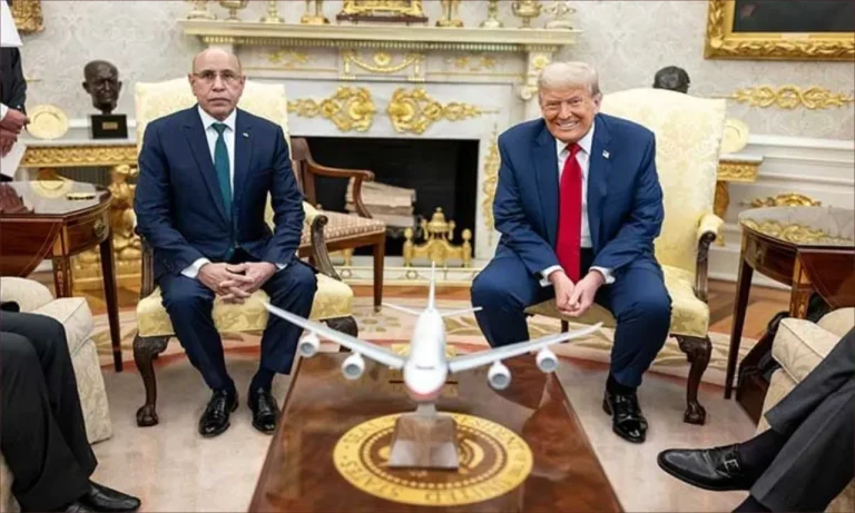 الرئيس الموريتاني محمد ولد الشيخ الغزواني مع الرئيس الأمريكي دونالد ترامب