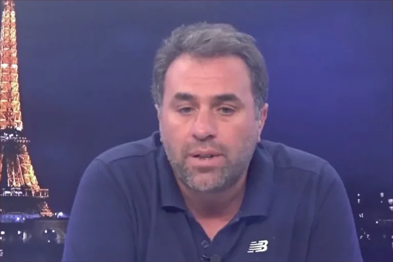 الصحفي الجزائري عبدو سمار