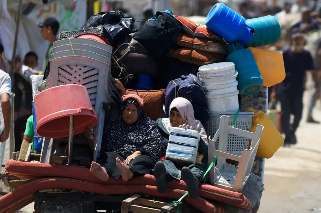 إسرائيل تكثف هجماتها قبيل اجتماع الكابنيت حول غزة
