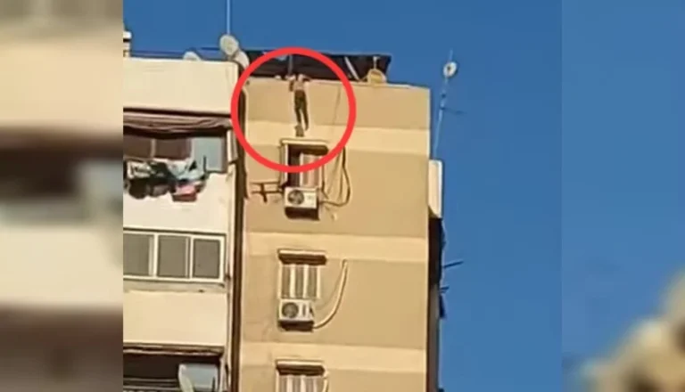 لحظات تحبس الأنفاس.. طفلة عالقة على حافة الطابق الـ11 (فيديو)