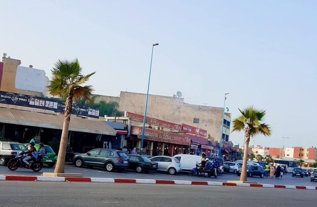 "شوايات" عين حرودة تقترب من الزوال و أصحاب المحلات يشتكون من القرار