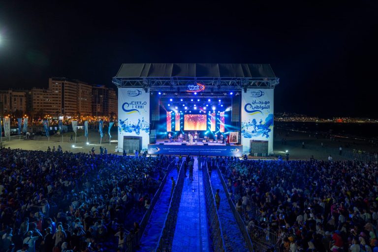 مهرجان الشواطئ يواصل تألقه بحضور جماهيري كبير بالمضيق وطنجة والحسيمة