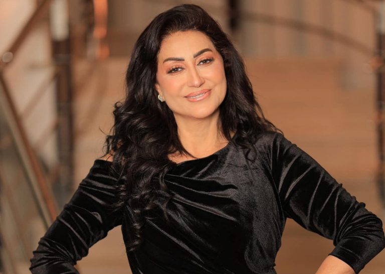 فضيحة أم فخ إعلامي؟ اتهامات خطيرة تلاحق الفنانة وفاء عامر