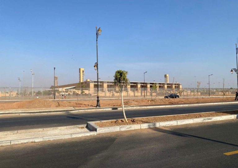 أشغال تهيئة محيط الملعب الكبير لمراكش