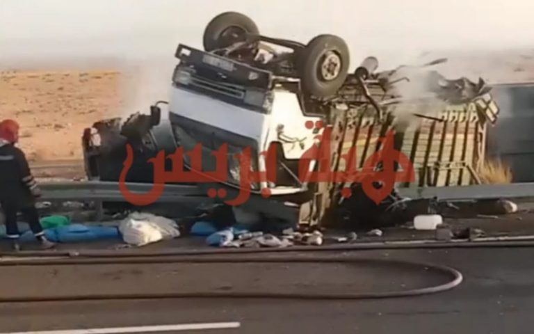 تاوريرت .. حادث اصطدام بين شاحنتين يسفر عن وفاة شخص وإصابة 3 آخرين