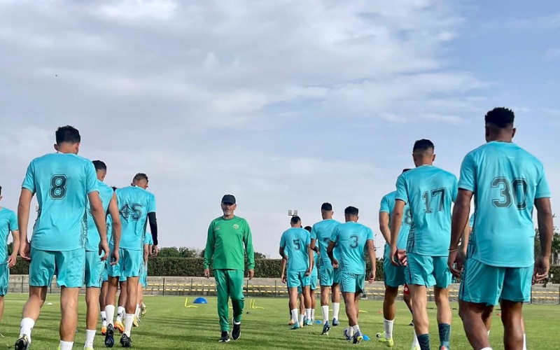 المولودية الوجدية تؤهل جميع لاعبيها وتشكر جهود الوالي في رفع المنع