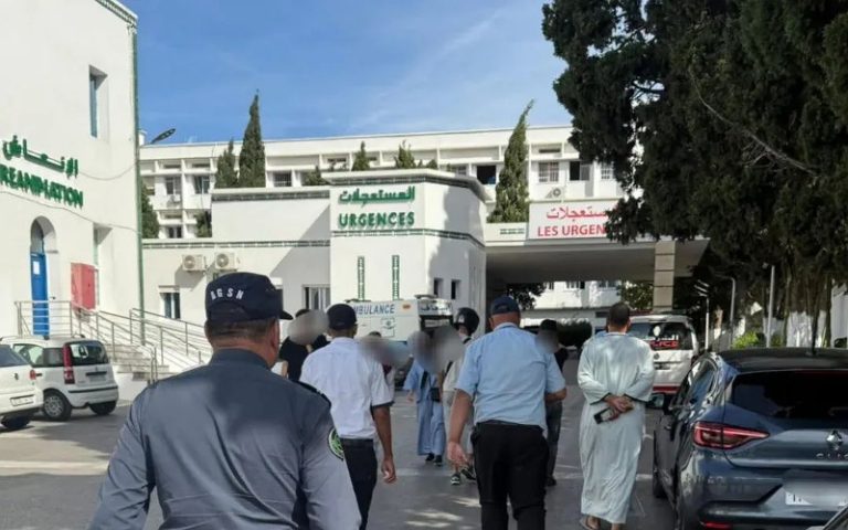 واقعة خطيرة بمستشفى سانية الرمل بتطوان.. مجهول يهاجم شخصا ب"مطرقة"