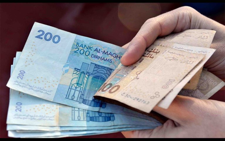 الحكومة تحدد قيمة التعويضات الممنوحة للمدرسين عن الساعات الإضافية