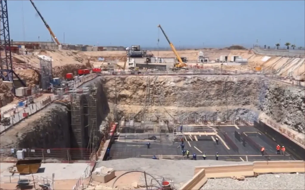 أشغال بناء محطة تحلية المياه الجديدة بآسفي