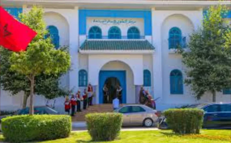 صادم.. الاستهتار يعجل بدفن شاب مغربي مات غرقا بسواحل سبتة