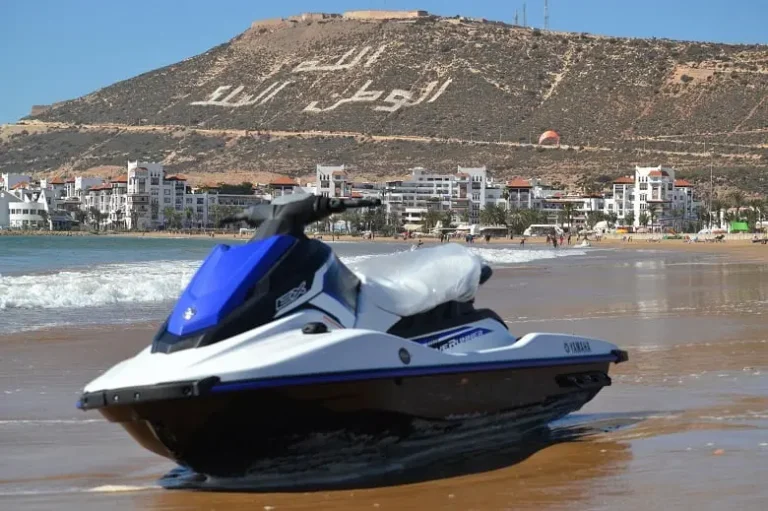 أكادير.. العثور على بقايا «جيت سكي» لسائح بريطاني مفقود