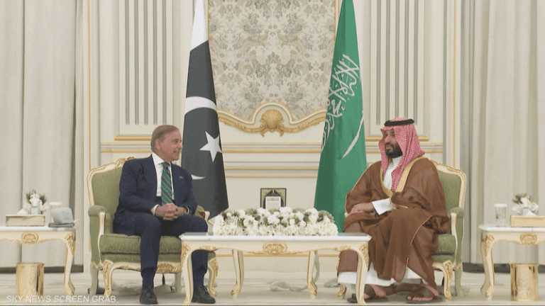 باكستان: برنامجنا النووي "سيكون متاحا" للسعودية