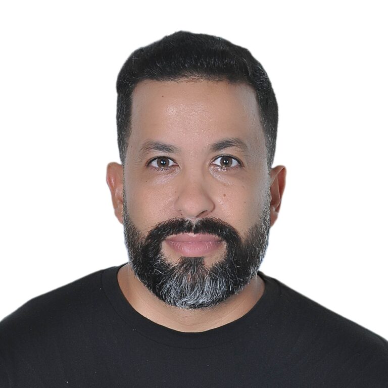 عبد الحكيم العياط