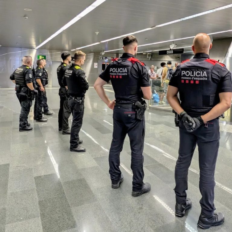 حملة أمنية كبرى في برشلونة تسقط مهاجرين مغاربة في وضع غير قانوني