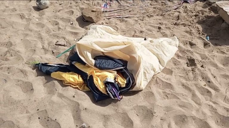 مأساة في شاطئ المحمدية.. تيار بحري يخطف أماً وأباً أمام أعين أطفالهما