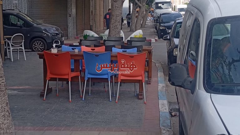 طنجة.. احتلال الملك العمومي بشارع الشهيد عبد السلام بن بوحوت يثير غضب الساكنة
