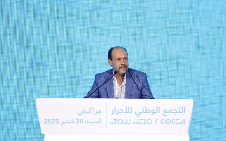 التجمعية ياسمين لمغور ترد على مهاجمي الفنان بن عيسى الجراري: "قمة الدناءة"