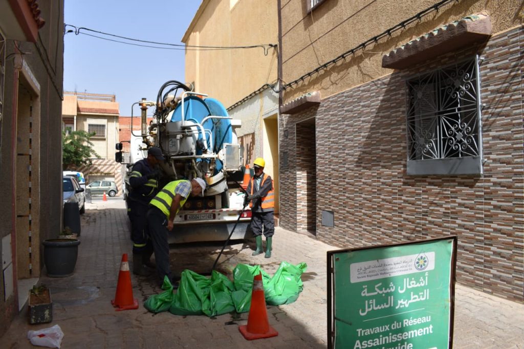 في خطوات استباقية.. الشركة الجهوية متعددة الخدمات الشرق تستعد لموسم الأمطار (صور)