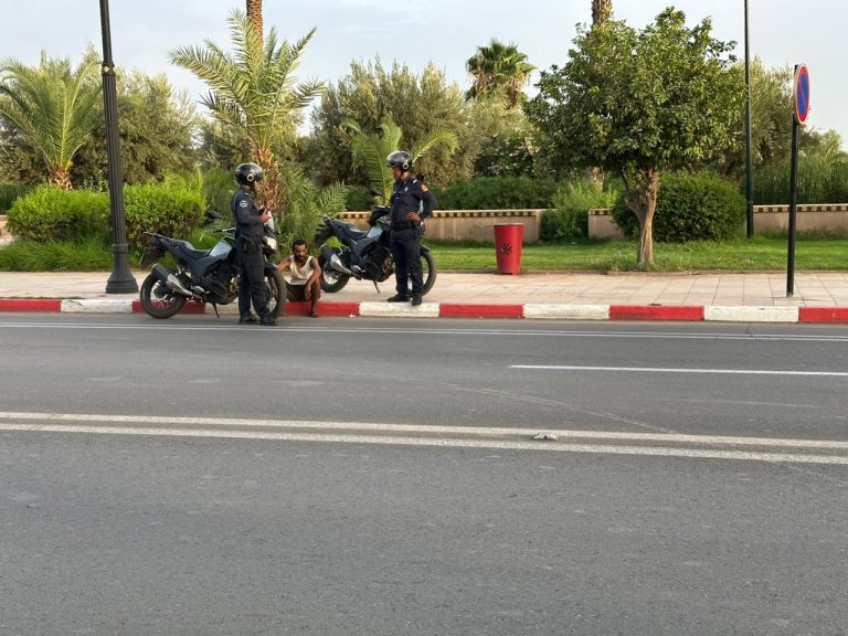 أمن مراكش يشن حملة لجمع المتشردين والمختلين عقلياً