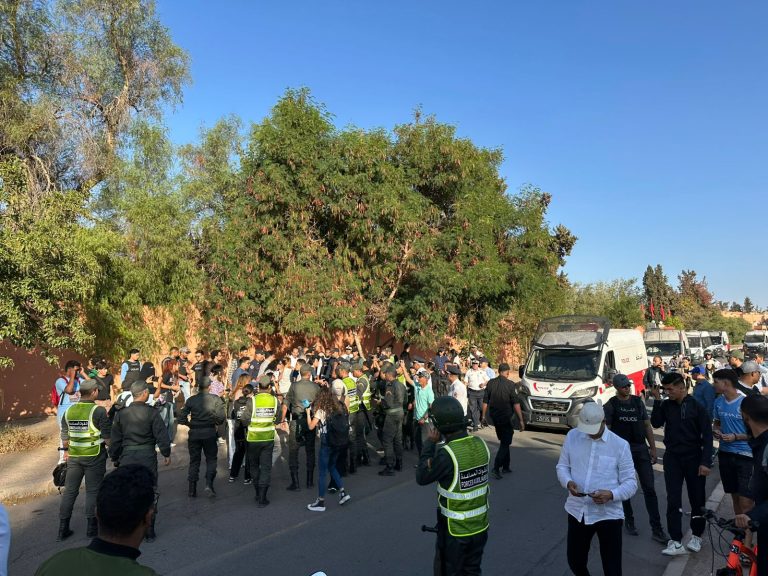 الداخلية: مصالح الوزارة ستواصل أداء واجبها الدستوري في حماية الأمن والنظام العامين