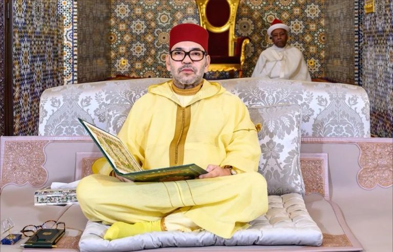 الملك يحيي ليلة المولد النبوي بمسجد حسان بالرباط
