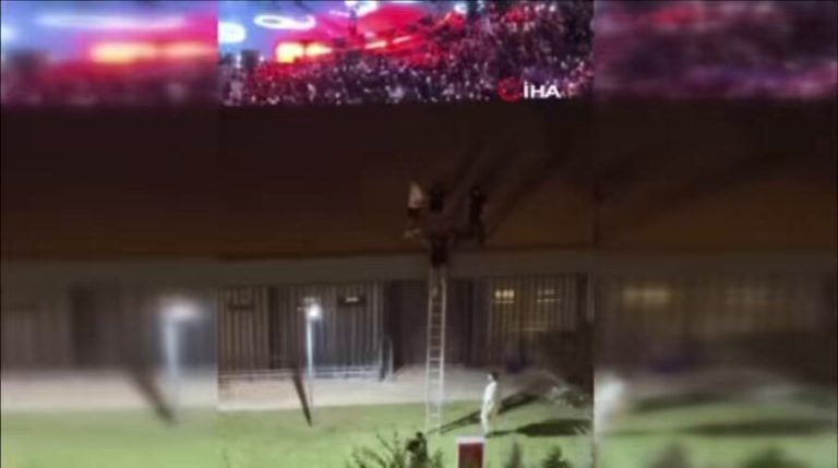 حادث مروع يهز مواقع التواصل بعد دفع شاب من سطح مبنى (فيديو)