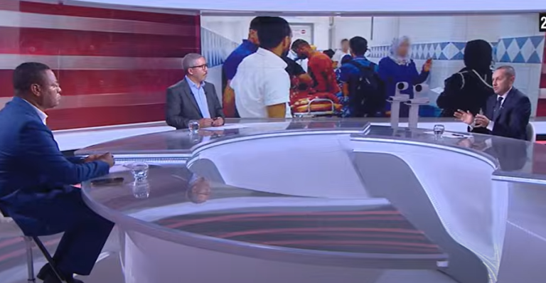 وزير الصحة يرفض تحكم حراس الأمن في مصير المرضى