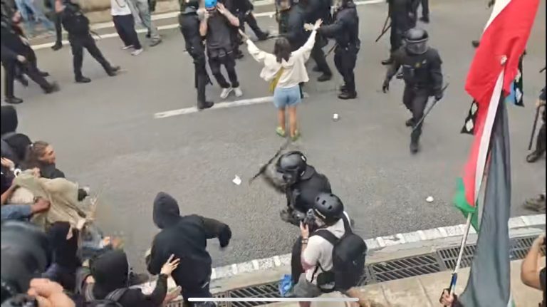 برشلونة بين الغضب والتضامن.. مظاهرات مؤيدة لفلسطين تكشف تحولات في الرأي العام الإسباني