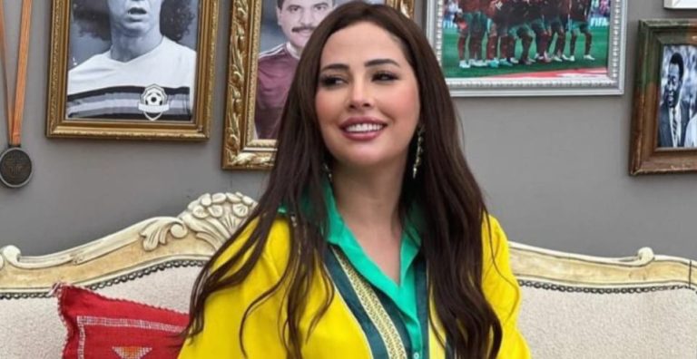 وجدة تكرم ابتسام العروسي تقديراً لمسيرتها الفنية