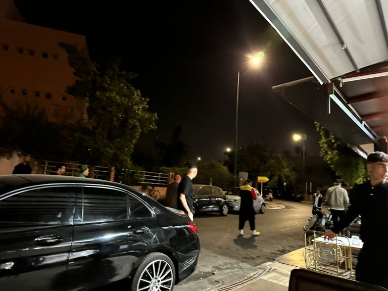 فرق "التقيتيقات" تتسبب في فوضى عارمة بحي جليز بمراكش+صور
