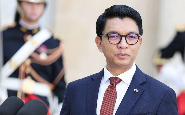 بعد احتجاجات "جيل زد".. رئيس مدغشقر يؤكد مغادرته البلاد