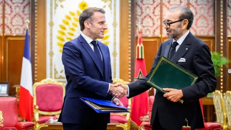 الملك محمد السادس وإيمانويل ماكرون