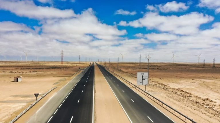 شخصيات إيرلندية رفيعة تنبهر بمستوى التنمية في الصحراء المغربية
