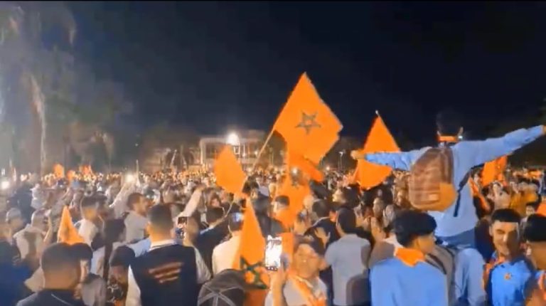 ساكنة تازة تعبّر عن اعتزازها بالانتصار المغربي حول قضية الصحراء