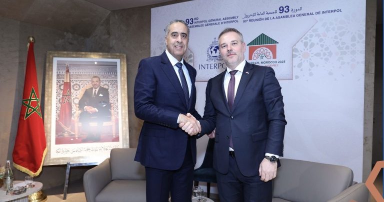 حموشي يعقد اجتماعات ثنائية مع رؤساء الوفود المشاركة في الجمعية العامة للإنتربول